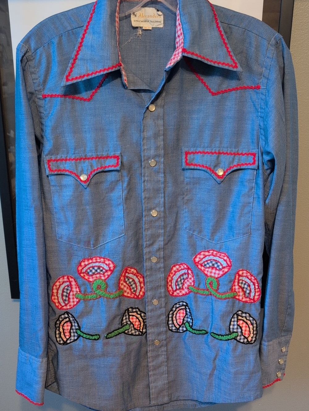 VTG Western Hand-embellished Button-Up Shirt - Small